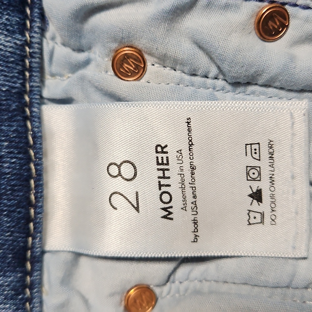 MOTHER Skinny Jeans in Medium Blue Denim - Picture 6 of 6